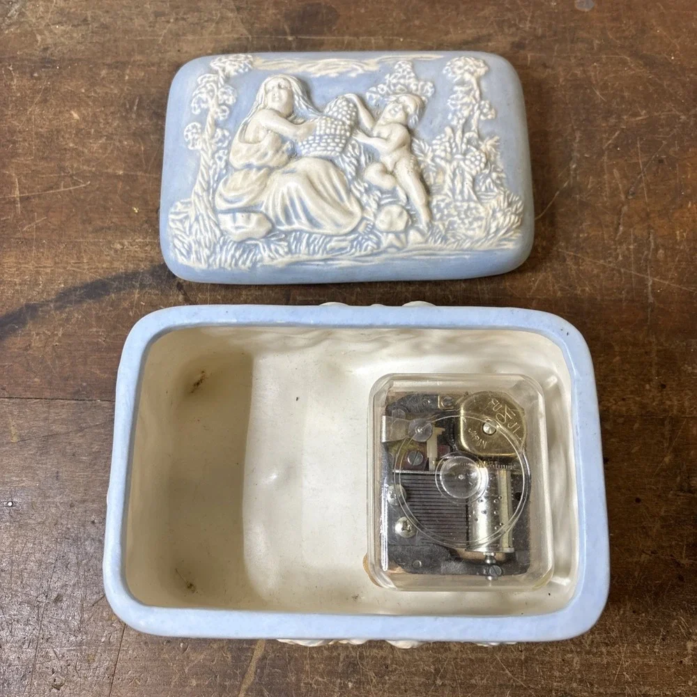 Vintage Blue & White Cherub Relief Music Box Trinket Jew Box Plays Music Footed